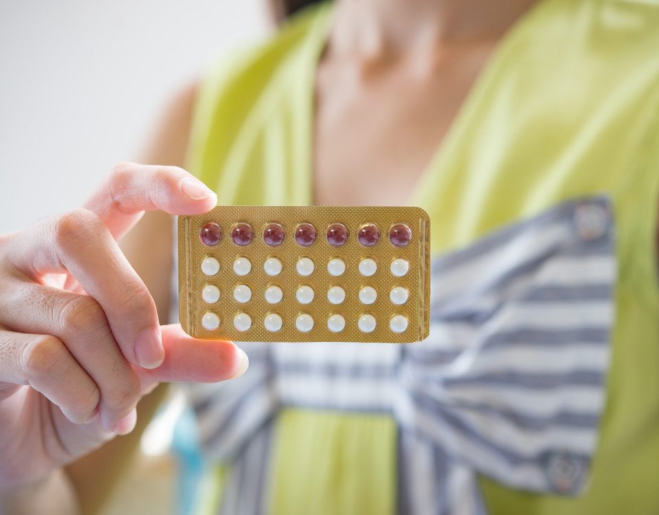 حبوب منع الحمل للفتيات
