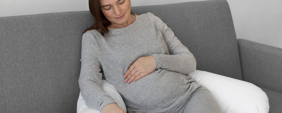 جفاف الفم أثناء الحمل| علامة تحذيرية أم عرض بسيط؟