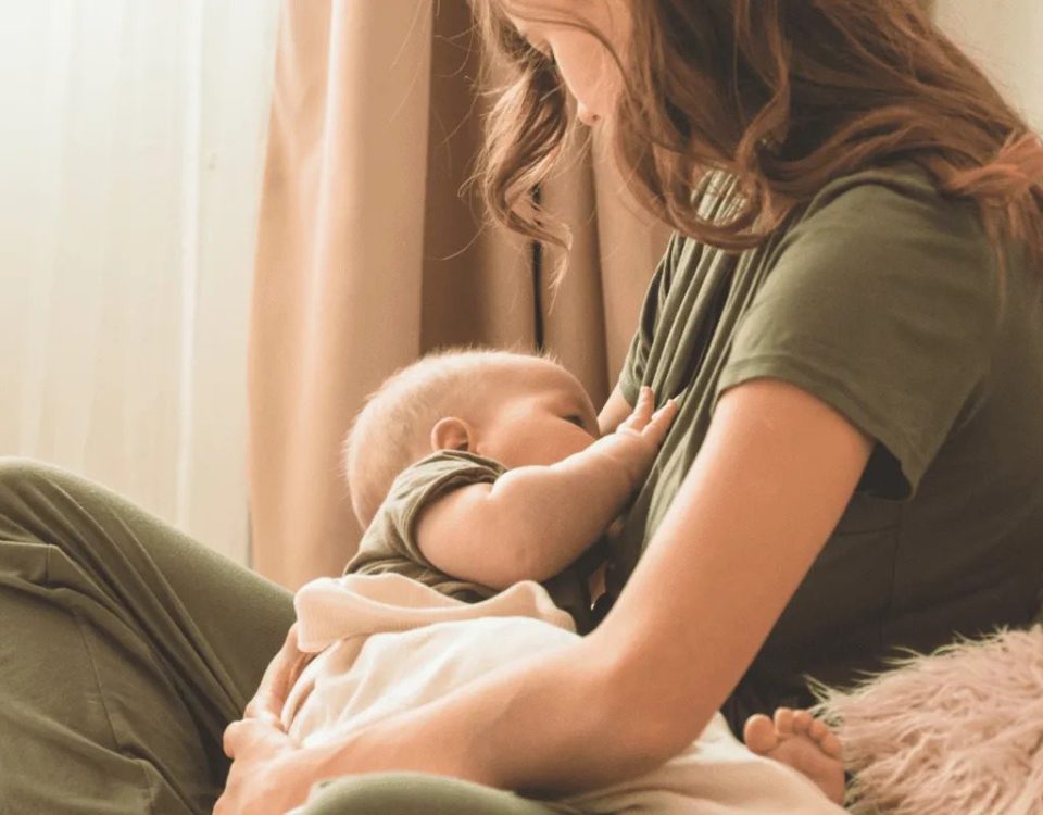 هل تعلمين فوائد الرضاعة الطبيعية؟ اكتشفيها الآن!